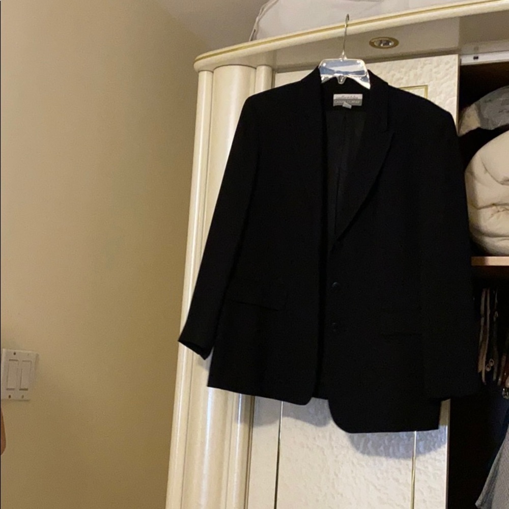 Causal corner blazer